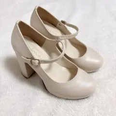 夢展望 Newlyme 22.5cm ストラップ付きパンプス ベージュ 太ヒールのサムネイル