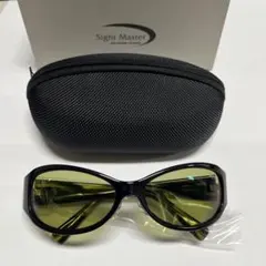 Item thumbnail for item 6f8e15e3-8304-4b92-900b-4dd29e7d39be