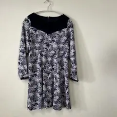 HARE（ハレ）　ネイビー系　ワンピースのサムネイル