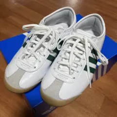 adidas Italia スニーカー