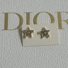 ディオール　レア　ピンバッジ　スター　2個　2025年ホリデー　ノベルティ