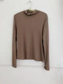 【GU】リブハイネックカットソー Mサイズ