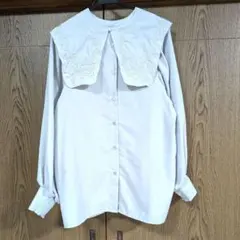 刺繍付きホワイトシャツ 長袖