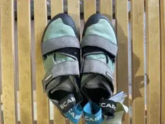 Item thumbnail for item 60bb4f72-b66a-42f0-a76f-3ffb864ac221