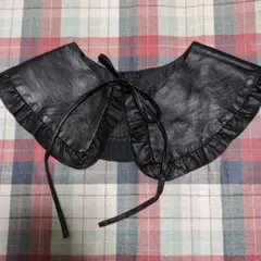 フリル付き黒つけ襟