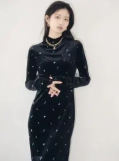 lilybrown エンブロイダリーフラワーベロアワンピース