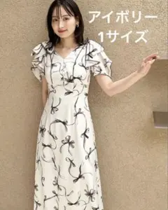 【新品未使用】SNIDEL sustainableリボンプリントワンピース　1