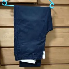 UNIQLO ヴィンテージレギュラーフィットチノ