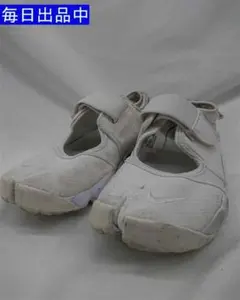 & ナイキ エアリフト DN1338-100 スニーカー レディース