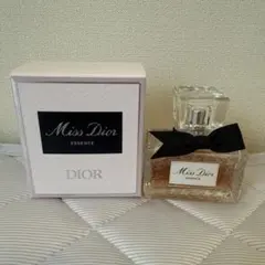 Miss Dior ESSENCE パルファン 35mLのサムネイル