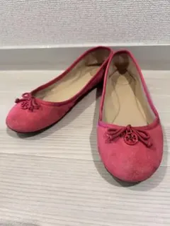 【訳あり】TORY BURCH ピンク フラットシューズのサムネイル