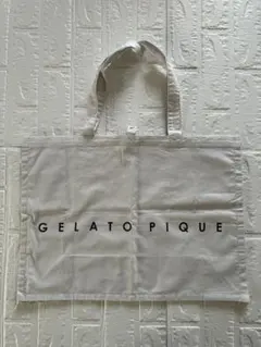 美品♡GELATO PIQUE ショッパー トートバッグ 薄手 大容量のサムネイル