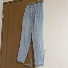 ライトブルー デニムパンツ Sサイズ