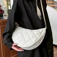 キルティング ショルダーバッグ ホワイト 大容量