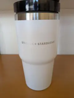 STANLEY + STARBUCKS タンブラー クリーム色