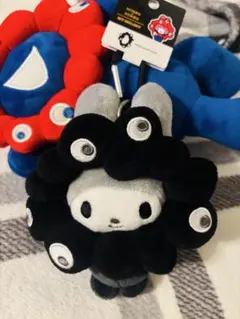ミャクミャク なりきりぬいぐるみ（BC）ブラックカラビナ付き マイメロディ