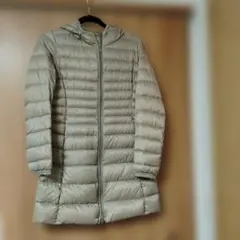 ベージュ フード付き ロングダウンジャケット