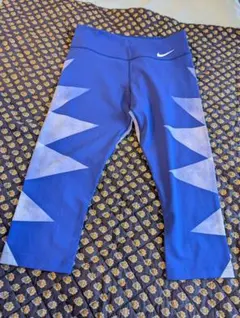 Nike Dri-FIT パープル色レギンス MとNike Tシャツのセット