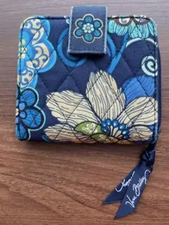 Vera Bradley ヴェラブラッドリー 二つ折り財布 Mod Floralのサムネイル