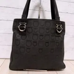 『美品』Ferragamo(フェラガモ)トートバッグ ガンチーニ