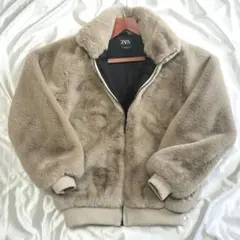 【美品】ZARA フェイクファージャケット　ブルゾン　M