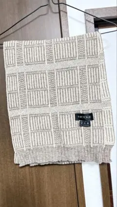 NICOLE ベージュ チェック柄 マフラー