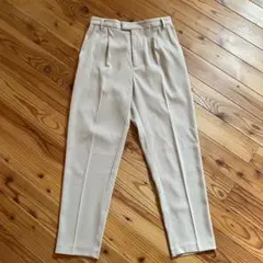 ビス　テーパードパンツ　ベージュ　サイズS