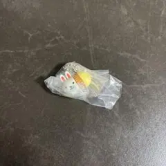 うさぎ カップケーキ キーホルダー ガチャ