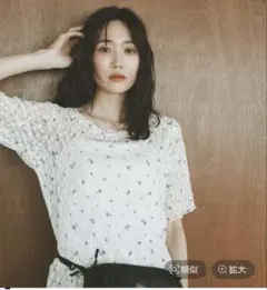 グローバルワーク　ストレッチ総レースプルオーバー半袖　花柄　Lのサムネイル
