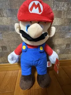 スーパーマリオ　特大ぬいぐるみ