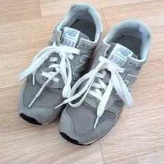 New Balance 373 スニーカー グレーのサムネイル
