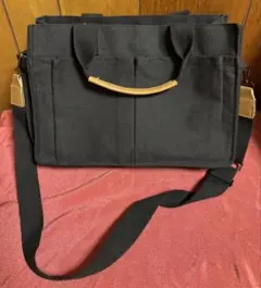 トートバッグ　2way　ブラック ショルダーバッグ　と　ベージュの仕切り中袋付き