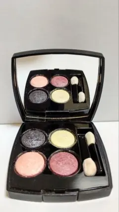お値下げ ⑬シャネル レ キャトル オンブル ファシナシオン(アイシャドウ)