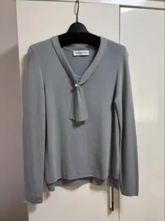 ⭐︎美品⭐︎ AVENIRETOILEリボン付き長袖ニットのサムネイル