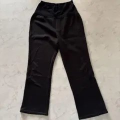 ブラック フレアパンツ マタニティ