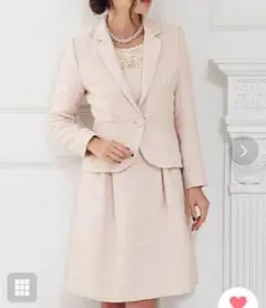 新品☆ホワイトピンクセットアップスーツ