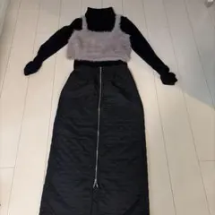 フロントジップ　ナロースカート