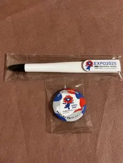 ミャクミャクEXPO 2025 ボールペンとバッジ セット