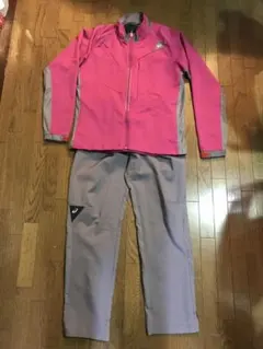 アシックス　ピンク/グレー ジャージ上下セット　Lサイズ