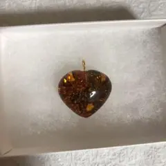 リトアニア産琥珀ペンダントトップ