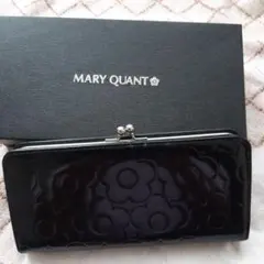 MARY QUANT エンボス花柄 長財布 黒