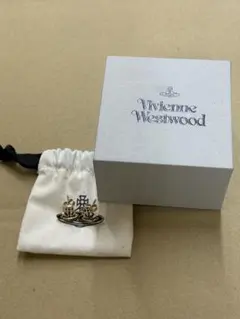 Vivienne Westwood ゴールドピアス