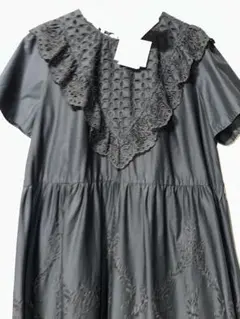 新品タグ付ローズティアラ42サイズ黒いフリル付き半袖ロングワンピース綿100%