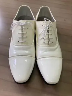 ホワイト エナメル ドレスシューズ メンズ 結婚式 新郎 白革靴 ウエディングのサムネイル