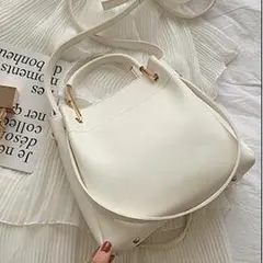 バッグ レディース ホワイト 斜めがけ ショルダー ハンドバッグ スクエア 合皮