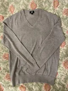 ユニクログレー Vネック ニットセーター 長袖