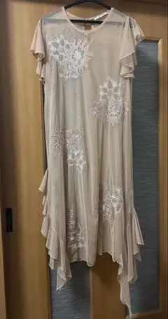 ZARA TRAFALUC 半袖シアーロングワンピース