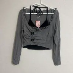 グレー フリル付き 長袖クロップドトップス