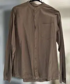 美品　無印良品　メンズ　バンドカラー　カーキ色長袖シャツ　綿100% L