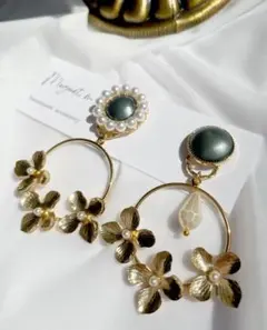 【NO.16】2way  グリーンアンティークボタン  アシンメトリーピアス